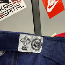 Cargar imagen en el visor de la galería, BNWT Gorra New York Rangers Late 90s CCM Vintage