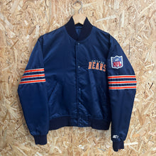 Cargar imagen en el visor de la galería, Chaqueta Bomber Satinada Chicago Bears 1991 Starter Vintage - XS/S