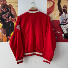 Cargar imagen en el visor de la galería, Chaqueta Bomber Satinada Cincinnati Reds Felco Late 70’s/Early 80’s Vintage - S/M