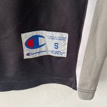 Cargar imagen en el visor de la galería, Camiseta San Antonio Spurs Road 2004-08 Manu Ginobili #20 Champion Vintage - S/M
