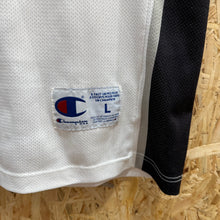 Cargar imagen en el visor de la galería, Camiseta San Antonio Spurs 2001/03 Home Tony Parker #9 Champion Vintage - L/XL