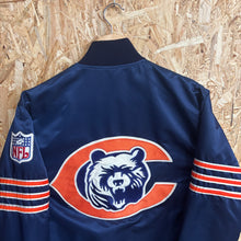 Cargar imagen en el visor de la galería, Chaqueta Bomber Satinada Chicago Bears 1991 Starter Vintage - XS/S