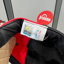 Cargar imagen en el visor de la galería, Gorra Chicago Bulls Competitor 90s Vintage