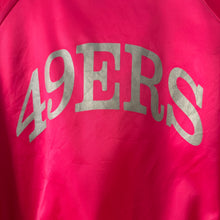 Cargar imagen en el visor de la galería, Chaqueta Bomber Satinada San Francisco 49ers Chalk Line Early 90’s Vintage - M/L
