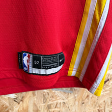 Cargar imagen en el visor de la galería, Camiseta Atlanta Hawks Road 2021/22 Trae Young #11 Nike - L/XL