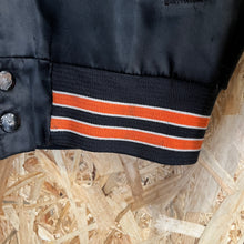 Cargar imagen en el visor de la galería, Chaqueta Bomber Satinada Cincinnati Bengals Late 80’s Chalk Line Vintage - L Youth