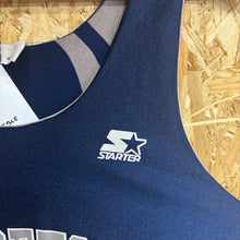 Cargar imagen en el visor de la galería, Camiseta Reversible Georgetown Hoyas Dikembe Mutombo #50 90s Starter Vintage - L/XL
