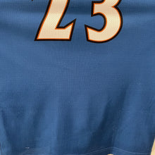 Carregar imagem no visualizador da galeria, Camiseta Washington Wizards Road 2001-03 Michael Jordan #23 Champion Vintage - XL Youth