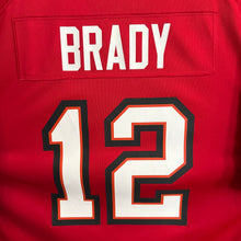 Lade das Bild in den Galerie-Viewer, Camiseta Tampa Bay Buccaneers 2022 Home Tom Brady #12 Nike - L/XL