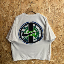 Carica l'immagine nel visualizzatore di Gallery, Camiseta Nike 1997 Vintage - L/XL