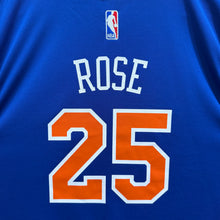 Lade das Bild in den Galerie-Viewer, BNWT Camiseta New York Knicks Road 2016 Derrick Rose #25 Adidas - XL/XXL
