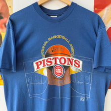 Cargar imagen en el visor de la galería, Camiseta Detroit Pistons Early 90s Logo7 Vintage - XL/XXL