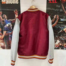 Load image into Gallery viewer, Chaqueta Bomber Washington Redskins Team Apparel Y2K - M/L