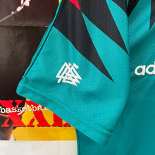 Cargar imagen en el visor de la galería, Camiseta Alemania 1994 Away Adidas Vintage - S/M