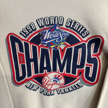 Cargar imagen en el visor de la galería, Sudadera New York Yankees 1998 Delta Vintage - L/XL
