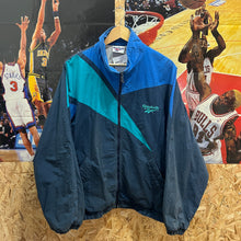 Cargar imagen en el visor de la galería, Chaqueta Reebok Big Logo 90’s Vintage - XL/XXL
