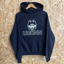 Lade das Bild in den Galerie-Viewer, Sudadera Uconn Huskies Champion Y2K - S/M