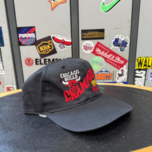 Load image into Gallery viewer, Gorra Chicago Bulls 1998 Cubs Cap Vintage