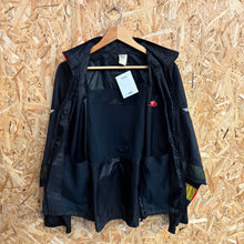 Carica l'immagine nel visualizzatore di Gallery, Chaqueta Nike International 1993 Vintage - M/L