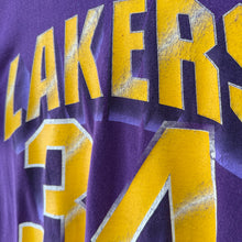Carregar imagem no visualizador da galeria, Camiseta Los Angeles Lakers 1996/97 Salem Sportswear Vintage - S/M