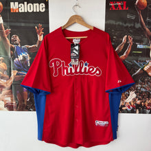 Cargar imagen en el visor de la galería, BNWT Beisbolera Philadelphia Phillies Majestic 2011 Alternate Vintage- XL/XXL