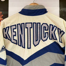 Cargar imagen en el visor de la galería, Chaqueta Ligera Kentucky Wildcats Apex One 90’s Vintage - M/L