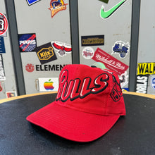 Load image into Gallery viewer, Gorra Chicago Bulls Early 90s The Game Vintage