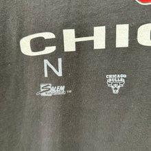 Carregar imagem no visualizador da galeria, Camiseta Chicago Bulls Mid/Late 90s Salem Sportswear Vintage - M/L