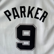 Cargar imagen en el visor de la galería, Camiseta San Antonio Spurs Home 2001/03 Tony Parker #9 Champion Vintage - XL/XXL