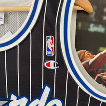 Carregar imagem no visualizador da galeria, Camiseta Orlando Magic Alternate 1994-95 Shaquille O’Neal #32 Champion Vintage - S/M