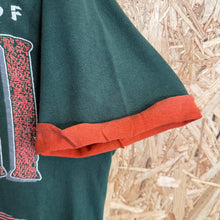 Cargar imagen en el visor de la galería, Camiseta Miami Hurricanes 90s Team Edition Apparel - M/L