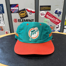 Cargar imagen en el visor de la galería, Gorra Miami Dolphins 90s Competitor Vintage