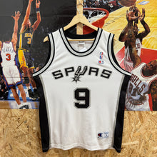 Cargar imagen en el visor de la galería, Camiseta San Antonio Spurs 2001/03 Home Tony Parker #9 Champion Vintage - L/XL