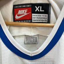 Cargar imagen en el visor de la galería, BNWOT Camiseta Hockey Finlandia 1997 Home Nike Vintage - XL/XXL