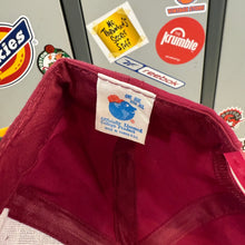 Cargar imagen en el visor de la galería, BNWOT Gorra USC Trojans 80s The Pro Side Liner Vintage