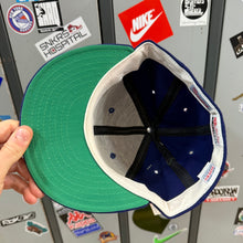 Cargar imagen en el visor de la galería, BNWT Gorra Toronto Blue Jays Early 90s New Era Vintage