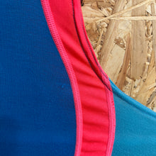 Charger l'image dans la galerie, Camiseta Nike International Early 90’s Vintage - S