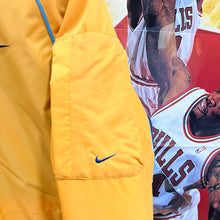 Cargar imagen en el visor de la galería, BNWT Abrigo Nike Late 90’s Vintage - S/M