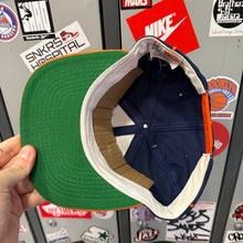 Cargar imagen en el visor de la galería, Gorra Syracuse Orange 90s The Game Vintage