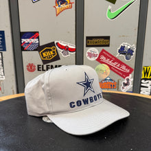Load image into Gallery viewer, Gorra Dallas Cowboys 90s G.C.C Vintage