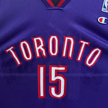 Cargar imagen en el visor de la galería, Camiseta Toronto Raptors Road 2000/01 Vince Carter #15 Champion Vintage - XL/XXL
