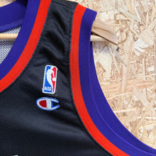 Load image into Gallery viewer, Camiseta Phoenix Suns 1994/95 Alternate Charles Barkley #34 Champion Vintage - M/L