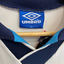 Cargar imagen en el visor de la galería, Camiseta Inglaterra 1996 Umbro Vintage - L/XL