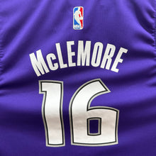Carregar imagem no visualizador da galeria, Camiseta Sacramento Kings Road 2014/15 Ben McLemore #16 Adidas Vintage - M YOUTH