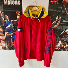 Cargar imagen en el visor de la galería, Chaqueta Tommy Hilfiger Spellout Vintage - M/L