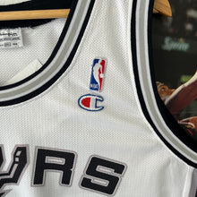 Cargar imagen en el visor de la galería, Camiseta San Antonio Spurs Home 2001/03 Tony Parker #9 Champion Vintage - XL/XXL