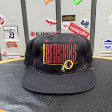 Cargar imagen en el visor de la galería, BNWT Gorra Washington Redskins 1992 Pro One Vintage