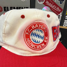 Carregar imagem no visualizador da galeria, Gorra FC Bayern München 1991/92 Pro One Vintage