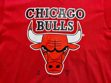 Cargar imagen en el visor de la galería, Camiseta Chicago Bulls Early 90’s Champion Vintage - S/M