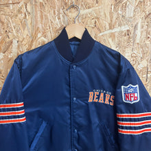 Cargar imagen en el visor de la galería, Chaqueta Bomber Satinada Chicago Bears 1991 Starter Vintage - XS/S